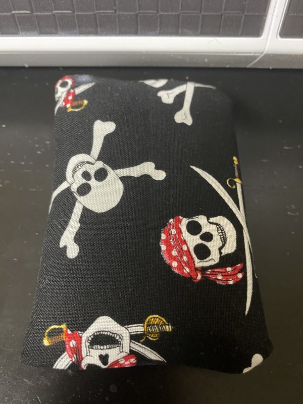 Pirate Pocket Tissue Holder - carry your pocket tissue in this Pirate Skulls and Cross Bones tissue holder. #Pirate #Pirates