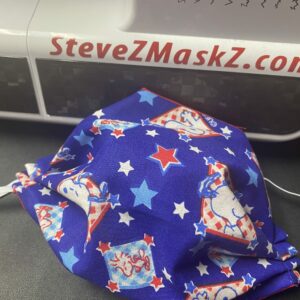 Red, White and Blue Snoopy and Woodstock Face Mask - a cool patriotic themed Snoopy face mask. #Snoopy #Woodstock