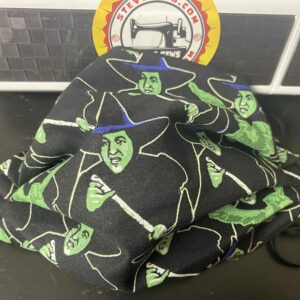 Wicked Witch of The West Face Mask - this face mask features the Wicked Witch of the West from the Wizard of Oz. #WickedWitch #Witch