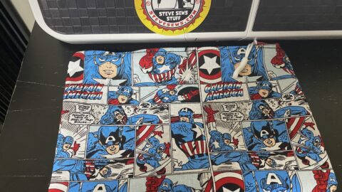 Captain America Comic Zipper Pouch - this zipper pouch features a comic style of Captain America. #CaptainAmerica #Comic #ZipperPouch