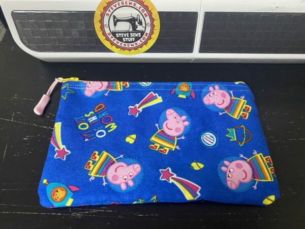 Peppa Pig Zipper Pouch this zipper pouch features Peppa Pig. #peppapig