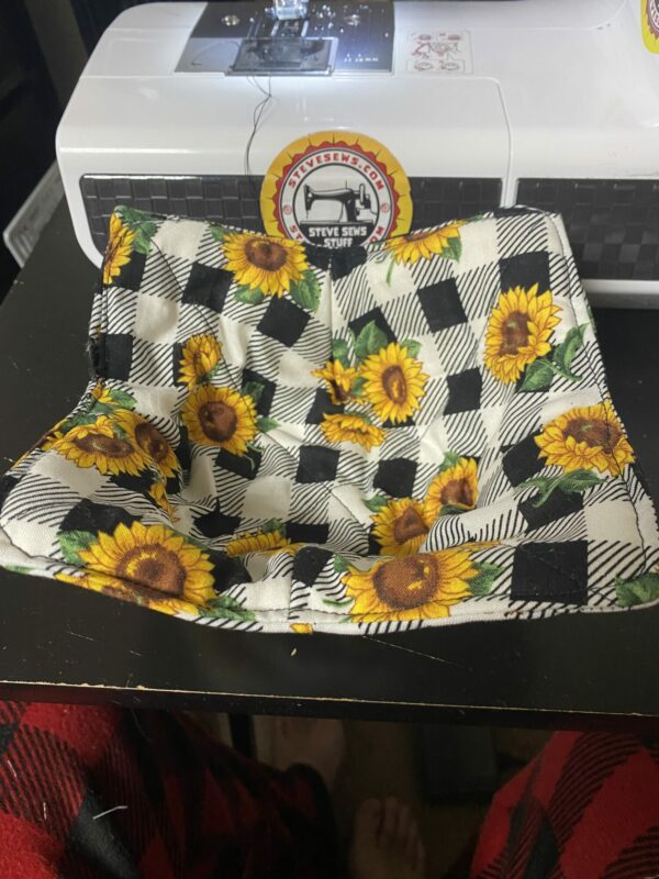 Sunflower Bowl Cozy is a bowl cozy with sunflowers on it and a black and white plaid look. #Sunflower #Sunflowers