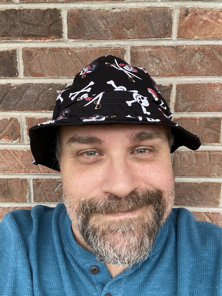 My first attempt at a bucket hat #buckethat I used my pirate skulls and crossbones fabric #fabric #sewing #skullsandcrossbones #pirate #pirates #pirateslife #pirateslifeforme #stevesews2 #realmensew #sewingmen #menthatsew 