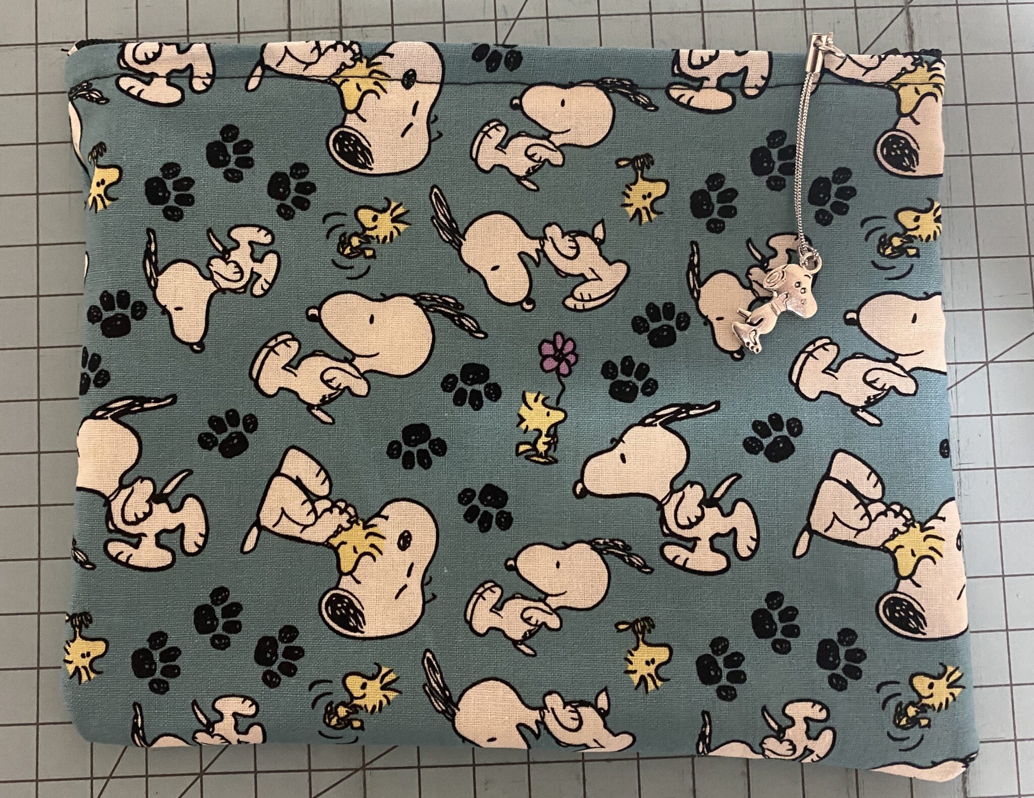 Snoopy & Woodstock Zipper Pouch - Steve Sews Stuff