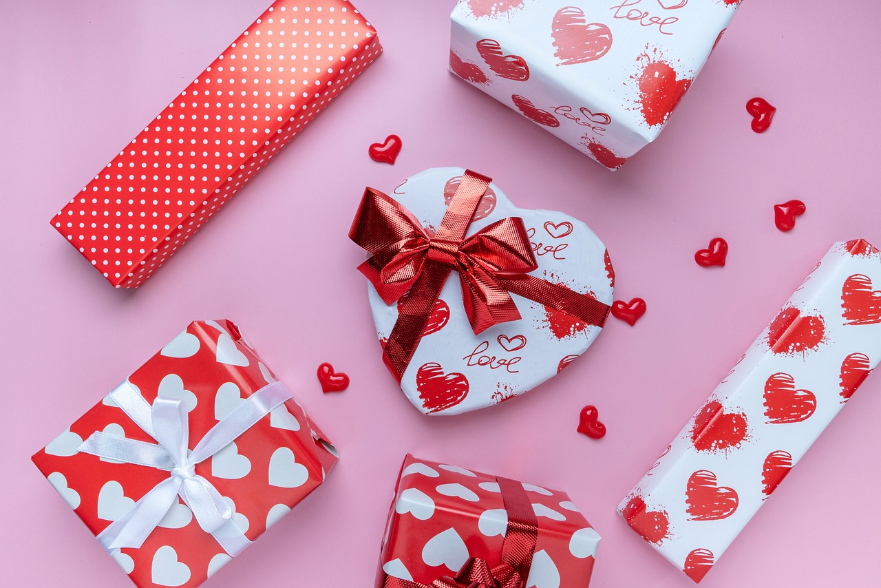 valentine, gifts, flat lay